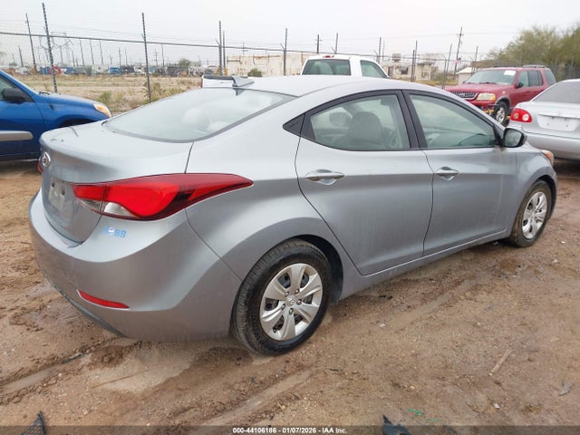 Hyundai ELANTRA SE 2016 5NPDH4AE4GH681644 Image 4