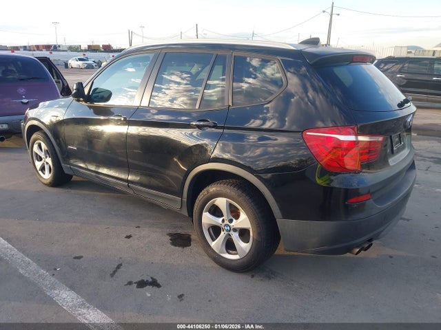 2011 BMW X3 5UXWX5C55BL707783 Photo 2