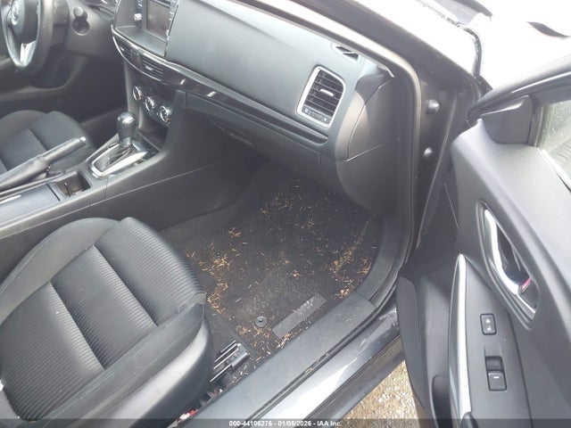 JM1GJ1U54F1186720 Mazda Mazda6 I Sport
