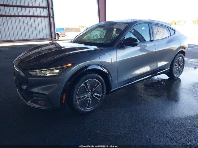 Ford Mustang Mach-e Premium 2023 3FMTK3R44PMB00491 Image 2
