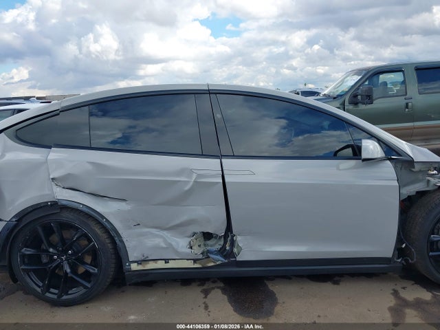 5YJXCDE27HF049359 Tesla Model X 100d/75d/90d