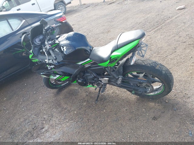 Kawasaki Ex650 F 2017 JKAEXEK17HDA00230 Image 13
