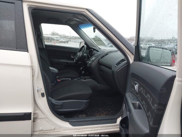 2013 KIA SOUL KNDJT2A61D7756234 Photo 4