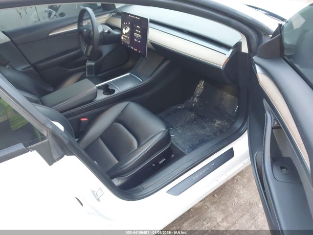 2022 TESLA MODEL 3 5YJ3E1EB9NF159316 Photo 4