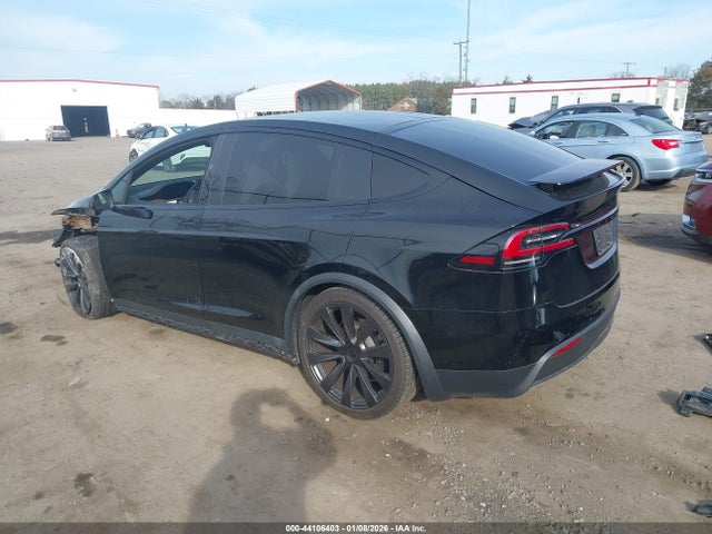 2023 TESLA MODEL X 7SAXCDE50PF385348 Photo 2