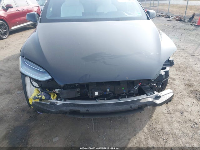 2023 TESLA MODEL X 7SAXCDE50PF385348 Photo 5