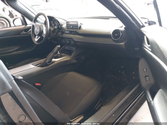 2017 MAZDA MX-5 MIATA JM1NDAB77H0123056 Photo 4