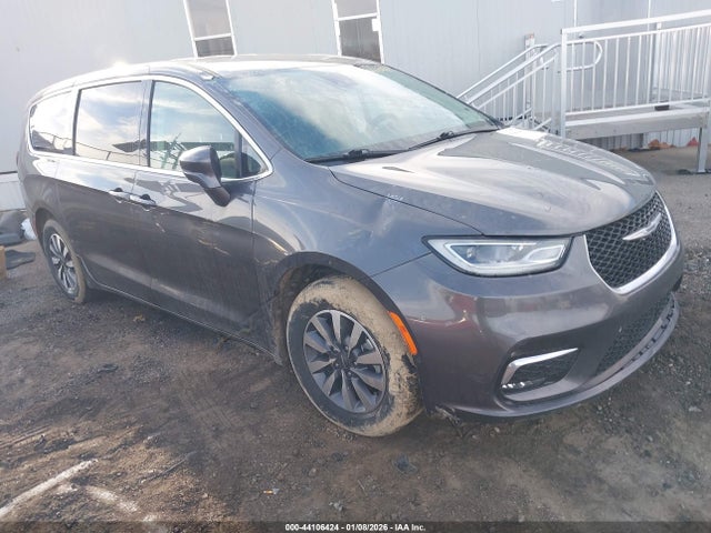2022 CHRYSLER PACIFICA HYBRID 2C4RC1L72NR122689