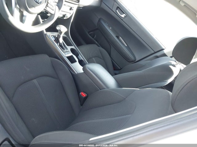 5XXGT4L32KG359435 KIA Optima Lx