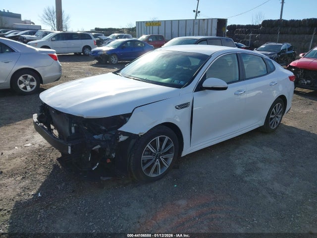 5XXGT4L32KG359435 KIA Optima Lx