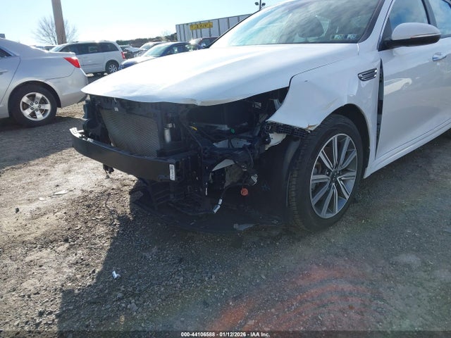 5XXGT4L32KG359435 KIA Optima Lx