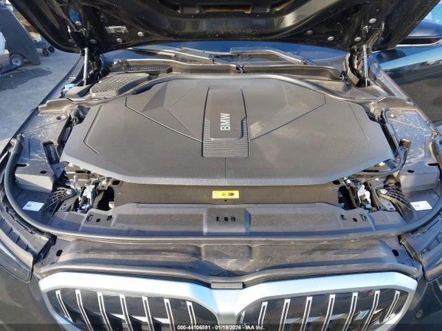 WBY33FK08SCU83757 BMW I5 Edrive40