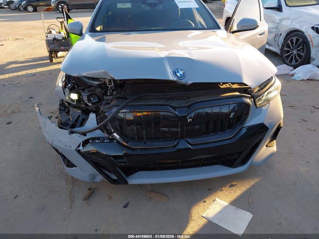 WBY33FK01SCT62732 BMW I5 Edrive40