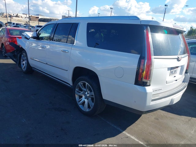 2019 CADILLAC ESCALADE ESV 1GYS3JKJ7KR103890 Photo 2