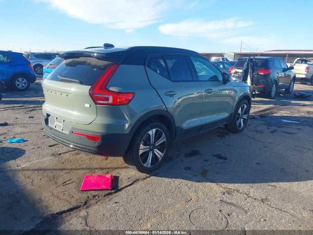 2023 VOLVO XC40 RECHARGE PURE ELECTRIC YV4ED3UL2P2106509 Photo 3