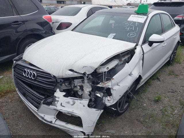 2017 AUDI A3 WAUAUGFF0H1039462 Photo 1