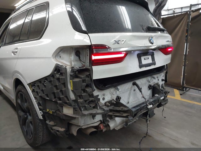 2022 BMW X7 5UXCW2C00N9L04417 Photo 5
