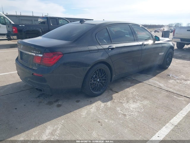 2013 BMW 740LI WBAYF4C51DD127318 Photo 3