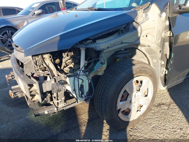1G1JA6SH9E4232158 Chevrolet Sonic Ls Auto