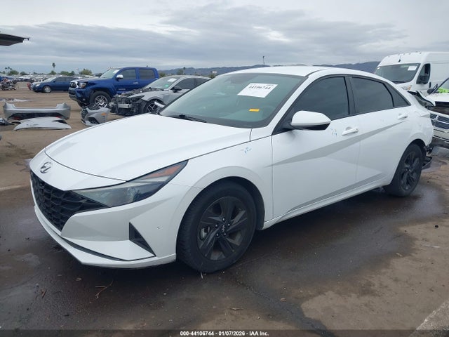 5NPLM4AG4MH001004 Hyundai ELANTRA SEL