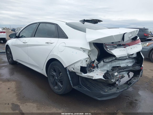 5NPLM4AG4MH001004 Hyundai ELANTRA SEL