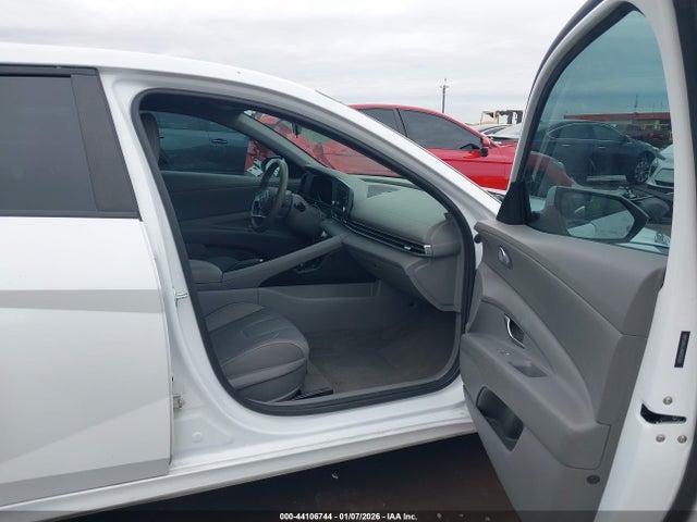 5NPLM4AG4MH001004 Hyundai ELANTRA SEL