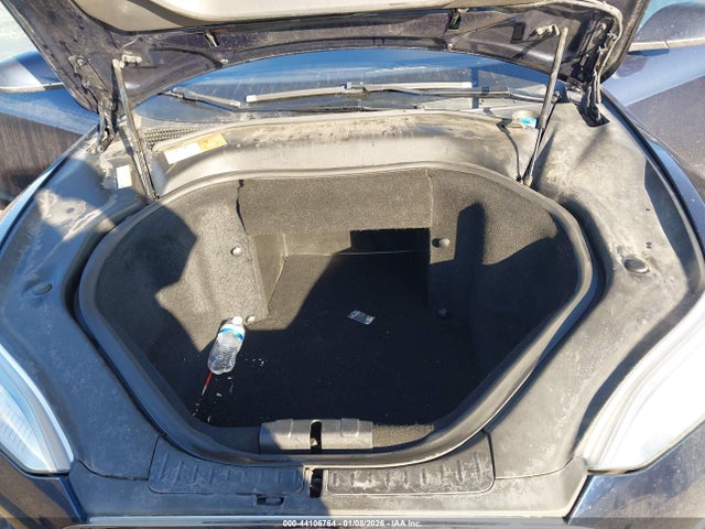 2014 TESLA MODEL S 5YJSA1H11EFP50282 Photo 9