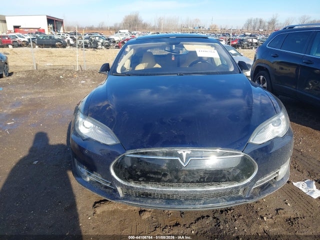 Tesla Model S P85 2014 5YJSA1H11EFP50282 Image 12