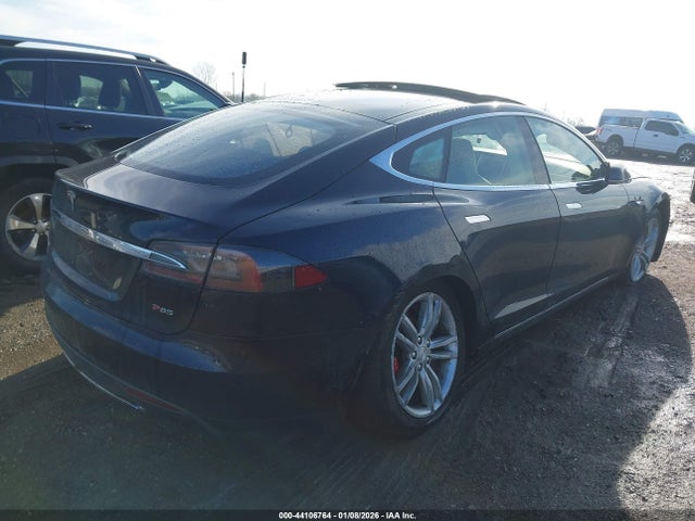 2014 TESLA MODEL S 5YJSA1H11EFP50282 Photo 3