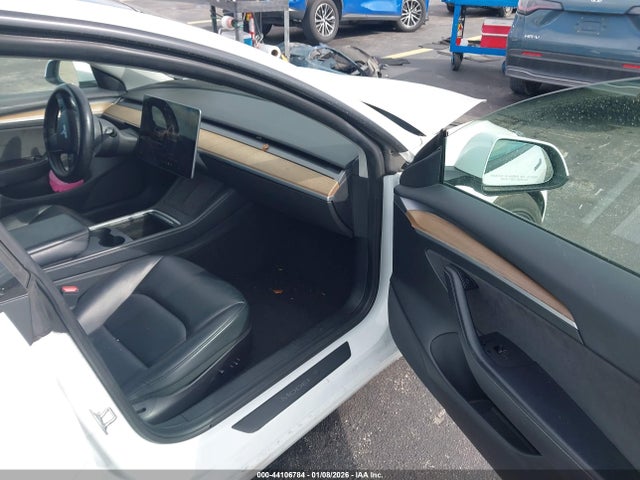 2022 TESLA MODEL 3 5YJ3E1EA1NF242181 Photo 4