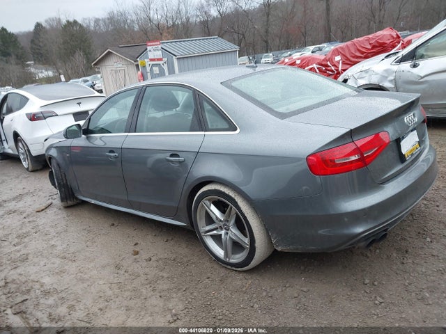 2016 AUDI A4 WAUFFAFL9GN003974 Photo 2