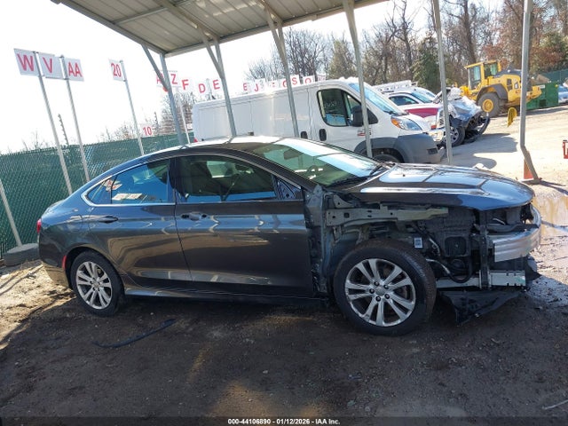 44106890 :رقم المزاد ، 1C3CCCAB3FN741880 vin ، 2015 Chrysler 200 Limited مزاد بيع