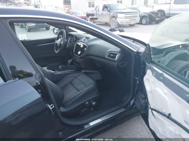 2022 MASERATI GHIBLI ZAM57XSA8N1388933 Photo 4