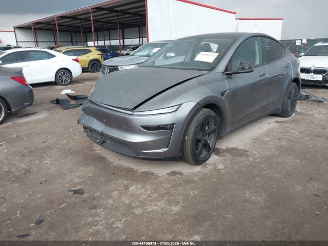 2026 TESLA MODEL Y 7SAYGDEE7TA385038 Photo 1