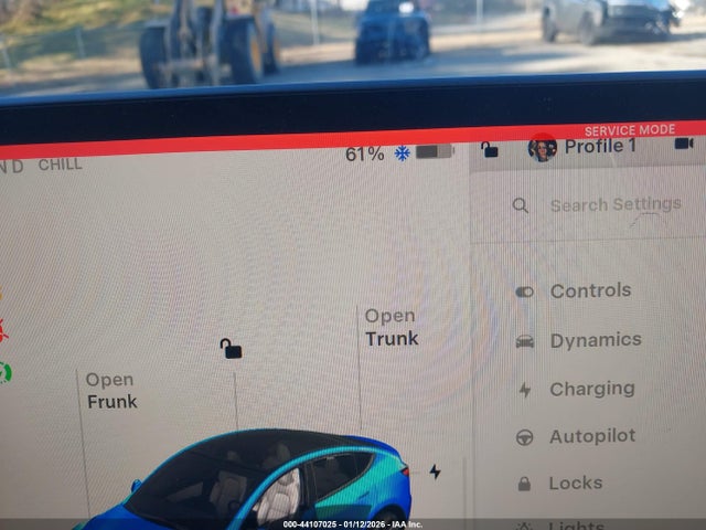 Tesla Model Y Rwd 2024 7SAYGDED2RF010631 Image 17