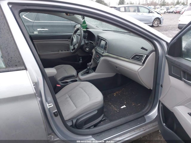 5NPD84LF7HH175667 Hyundai ELANTRA SE