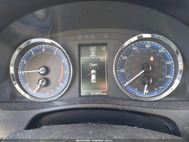 5YFBURHE9HP690270 Toyota COROLLA SE