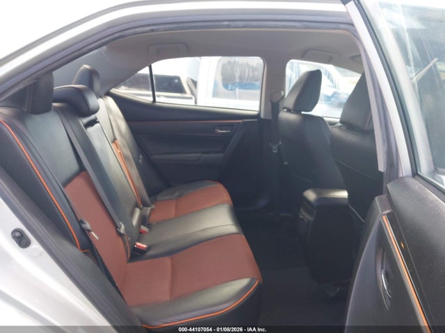 5YFBURHE9HP690270 Toyota COROLLA SE