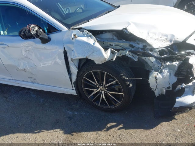 4T1G11AK9NU037996 Toyota CAMRY SE