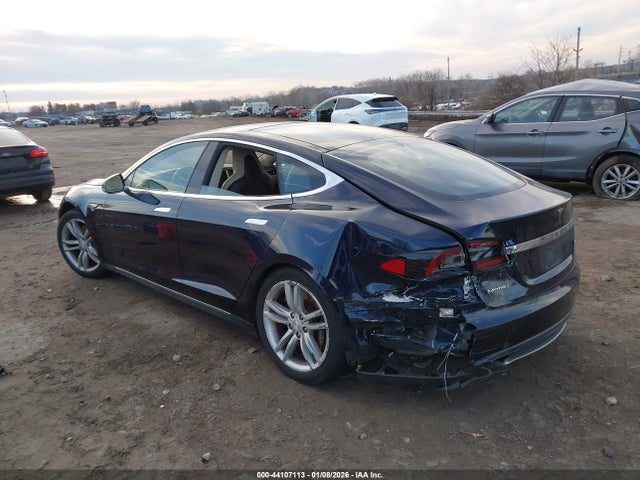 2015 TESLA MODEL S 5YJSA4H20FFP71524 Photo 2