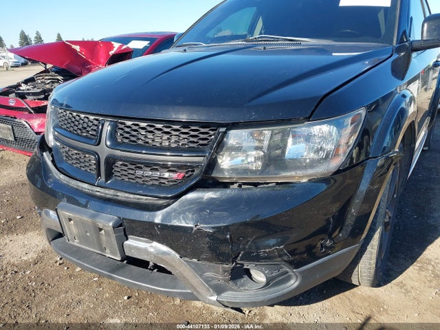 3C4PDCGG5JT370565 Dodge Journey Crossroad