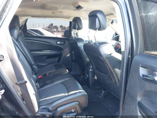 3C4PDCGG5JT370565 Dodge Journey Crossroad