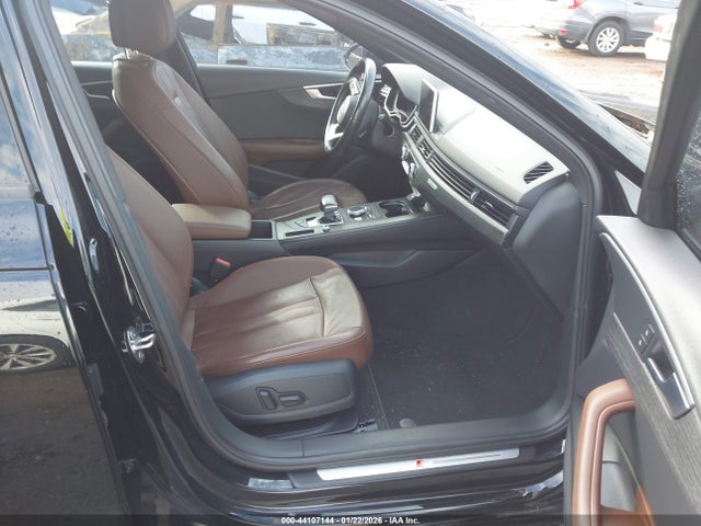 2017 AUDI A4 WAUDNAF48HN041393 Photo 4