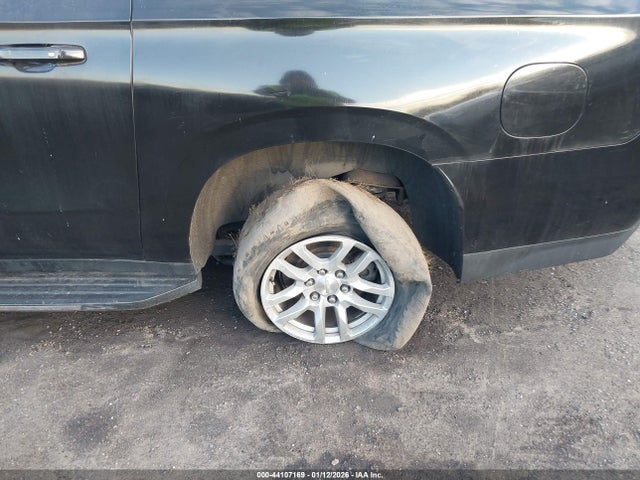 Продаж на аукціоні авто 2021 Chevrolet Suburban 4wd Lt, vin: 1GNSKCKD7MR278245, номер лоту: 44107169