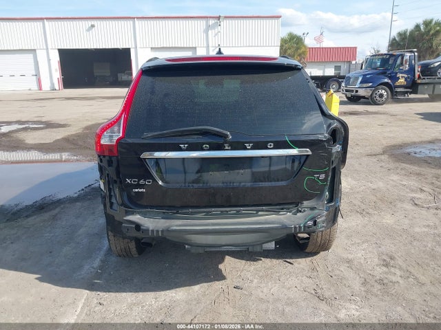 2017 VOLVO XC60 YV440MDJ2H2079597 Photo 5