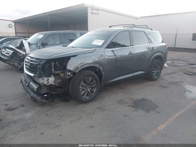 Nissan Pathfinder Sv 2wd 2022 5N1DR3BA4NC241186 Image 2