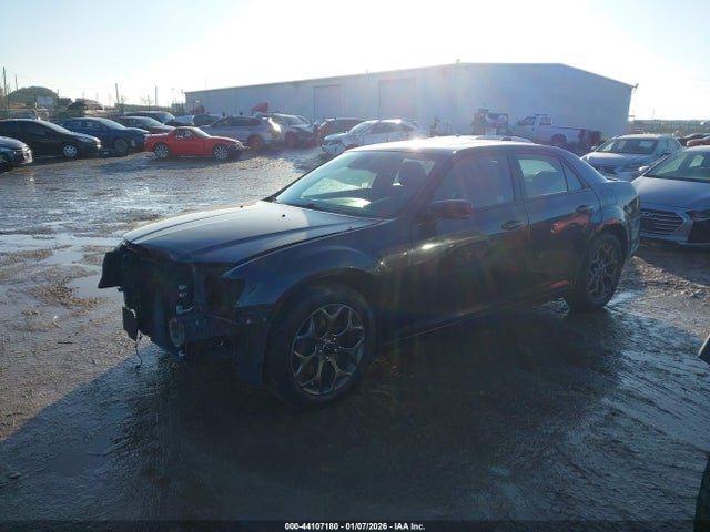 2018 Chrysler 300 300s Awd მანქანა იყიდება აუქციონზე, vin: 2C3CCAGG1JH300368, აუქციონის ნომერი: 44107180