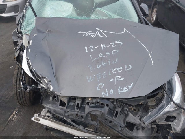 JTDKBRFU5G3510435 Toyota Prius Two