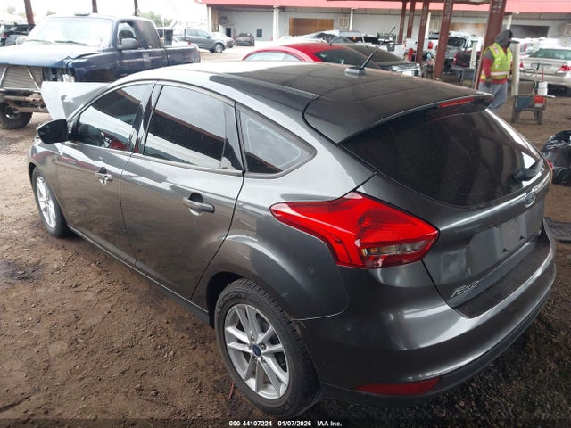 1FADP3K28JL279197 Ford FOCUS SE