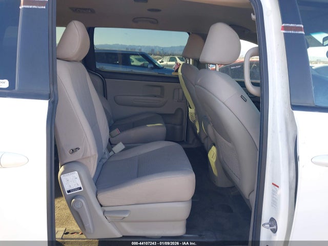 44107243 :رقم المزاد ، KNDMB5C12K6569509 vin ، 2019 Kia Sedona Lx مزاد بيع